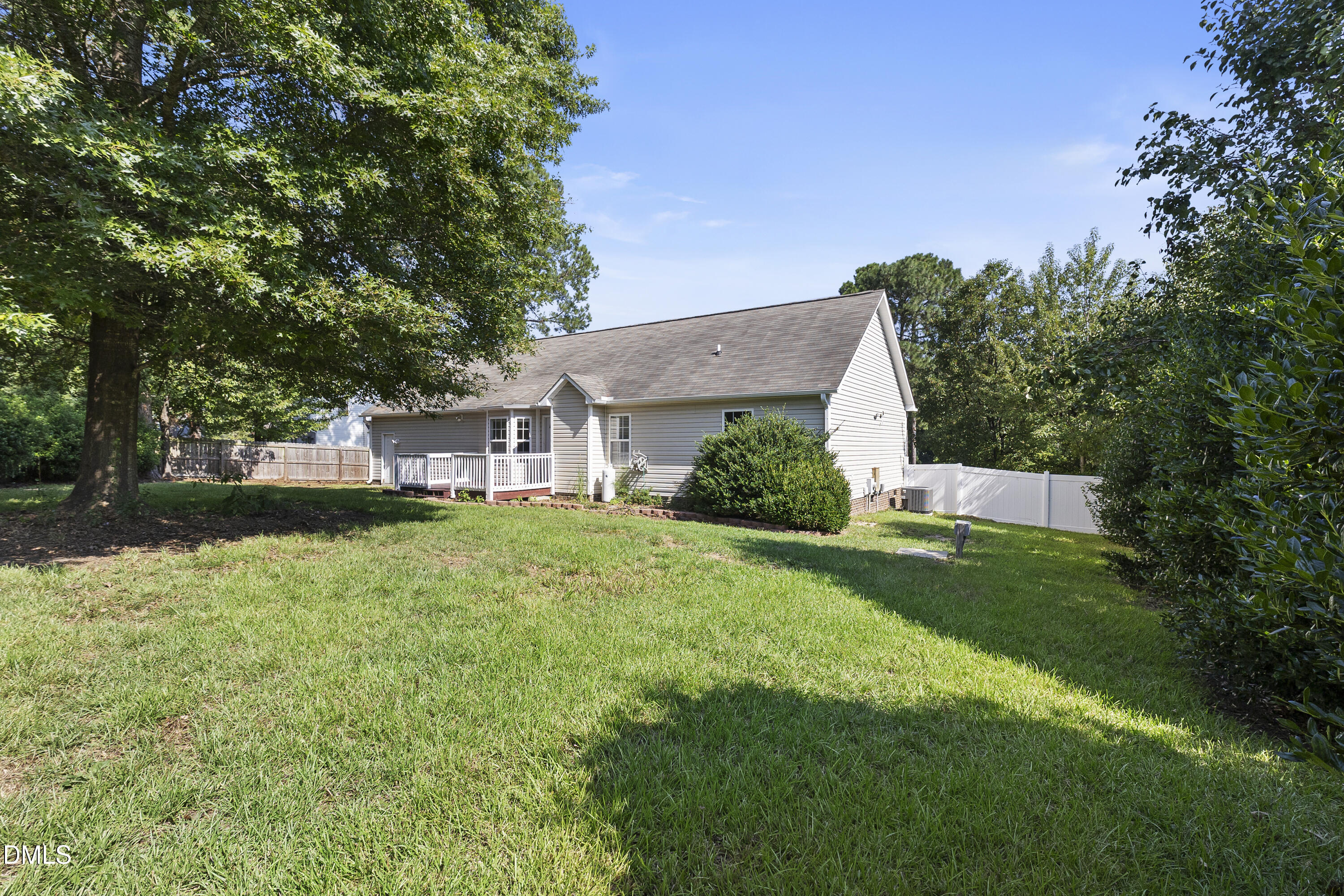1070 Roundabout Road Cameron, NC 28326 - Photo 48 of 56 45