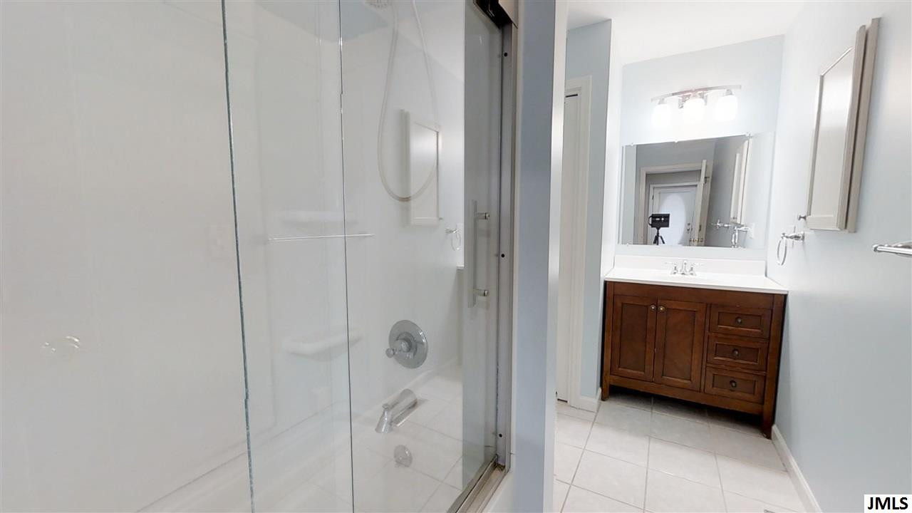 129 Plymouth Road Jackson, MI 49201 - Photo 11 of 29 Photo 11
