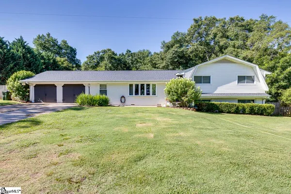 $425,000 | 219 McCall Road, Simpsonville, SC 29680