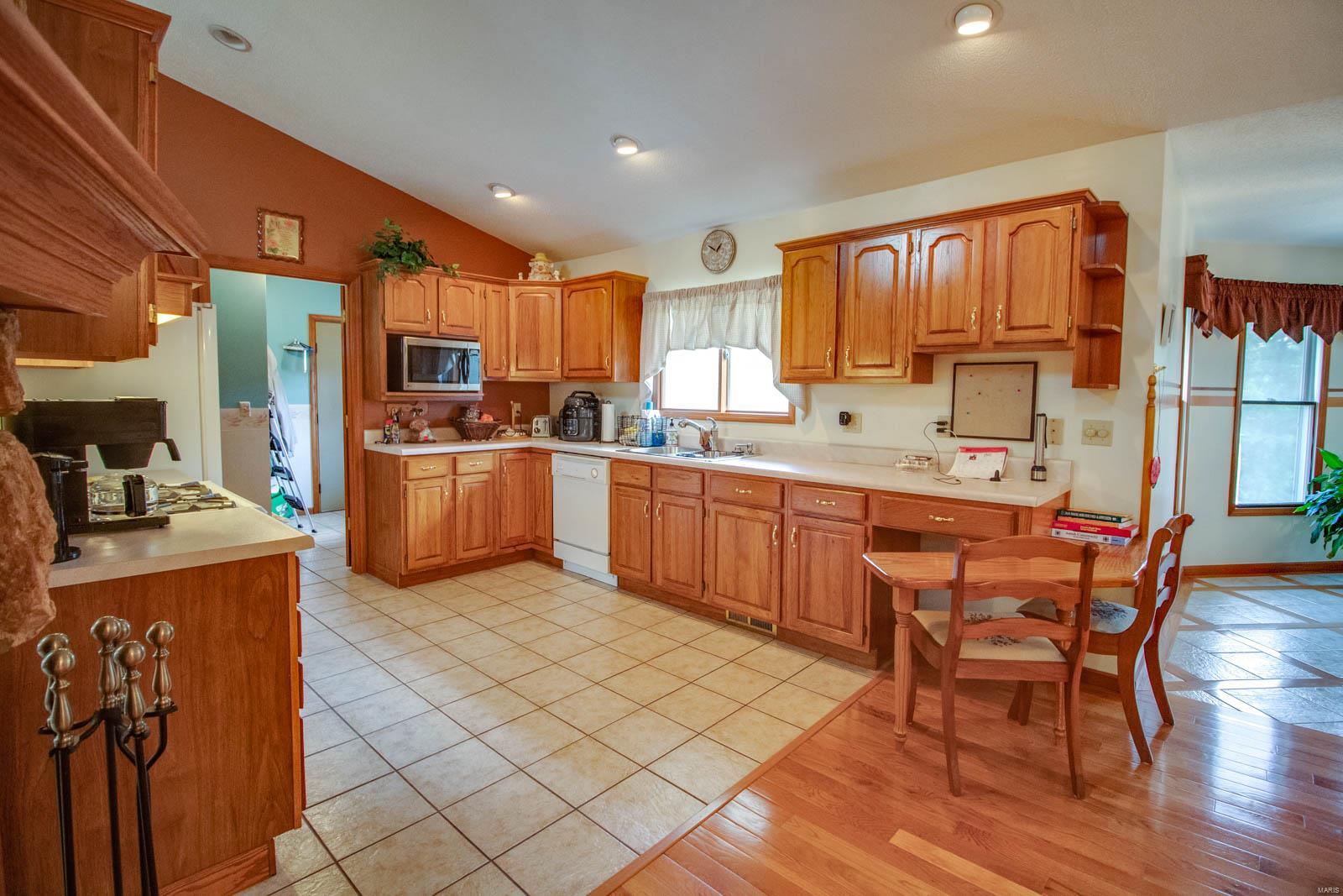 3493 Elliott Road Bunker Hill, IL 62014 - Photo 26 of 67