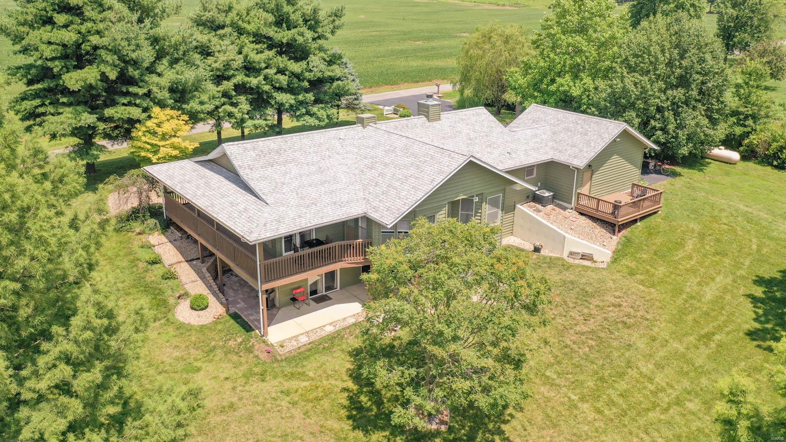 3493 Elliott Road Bunker Hill, IL 62014 - Photo 4 of 67