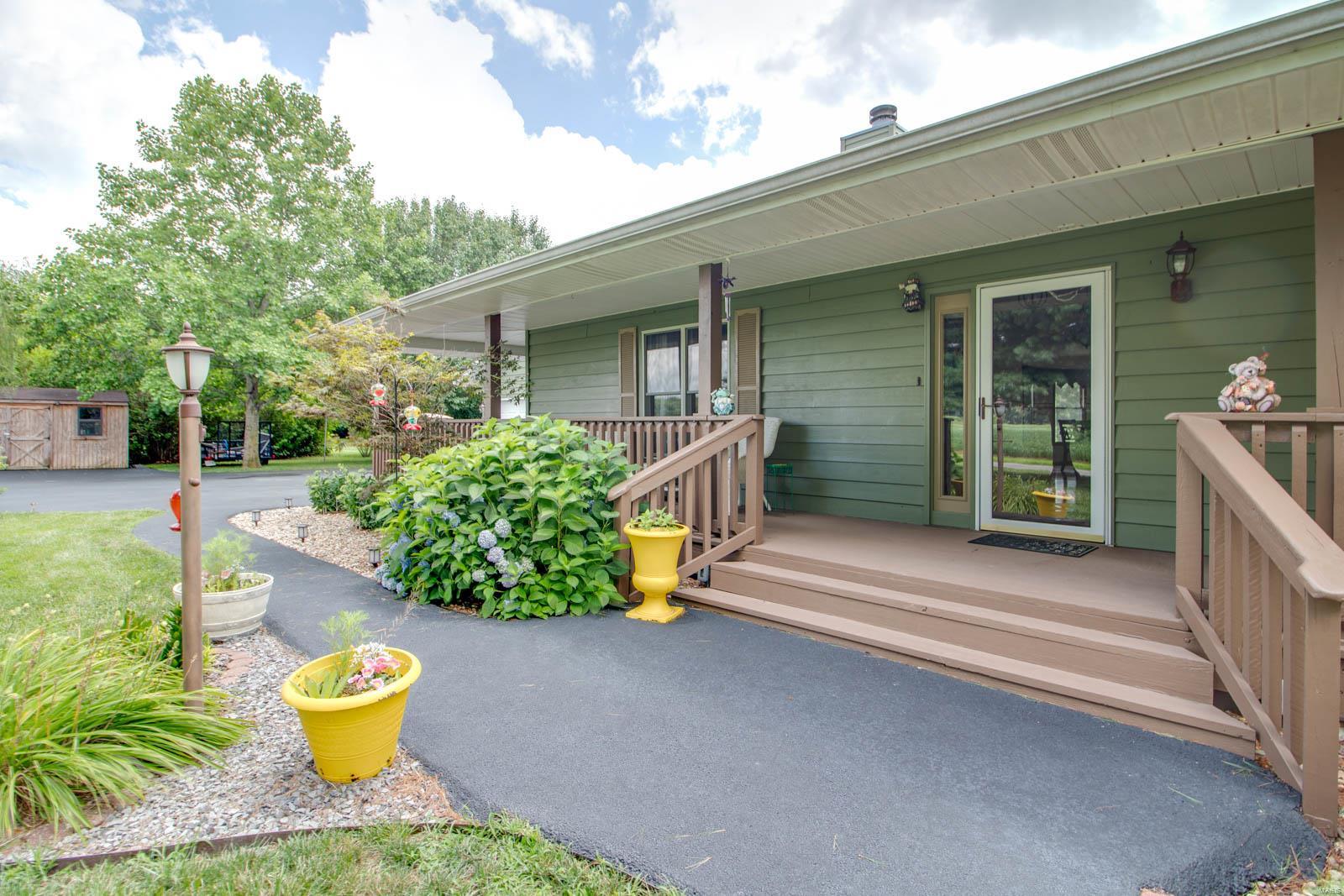 3493 Elliott Road Bunker Hill, IL 62014 - Photo 5 of 67