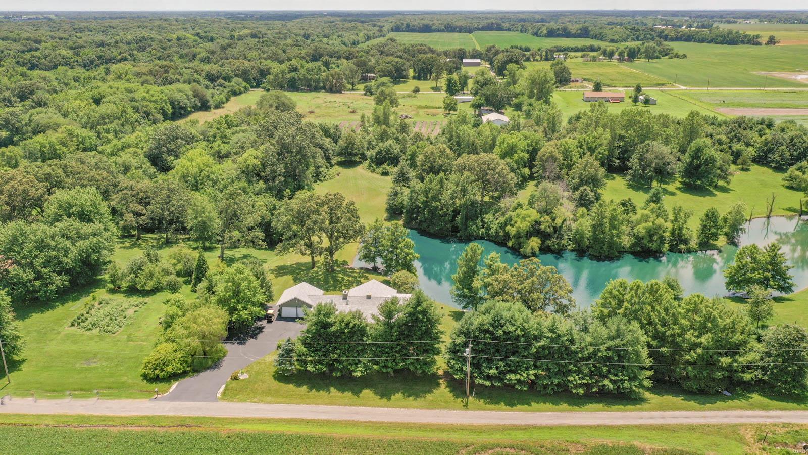 3493 Elliott Road Bunker Hill, IL 62014 - Photo 9 of 67
