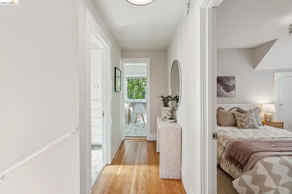 $895,000 | 480 61st Street, Oakland, CA 94609