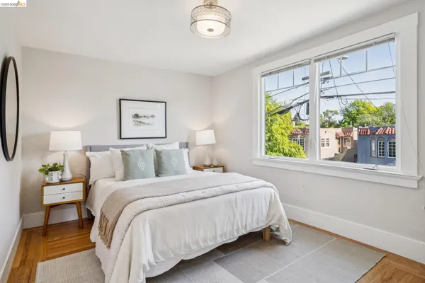 $895,000 | 480 61st Street, Oakland, CA 94609