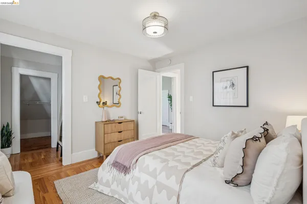 $895,000 | 480 61st Street, Oakland, CA 94609