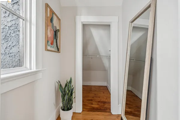$895,000 | 480 61st Street, Oakland, CA 94609
