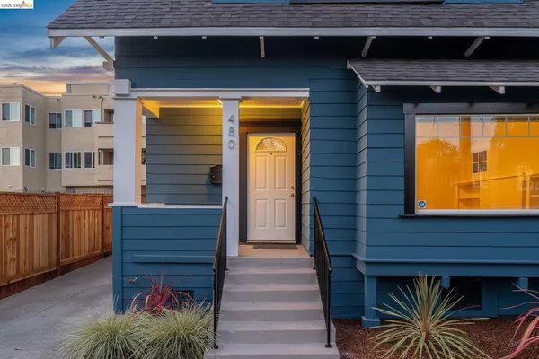 $895,000 | 480 61st Street, Oakland, CA 94609