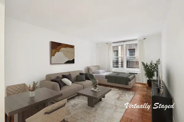 $335,000 | 320 East 35th Street, Unit 2H | Murray Hill