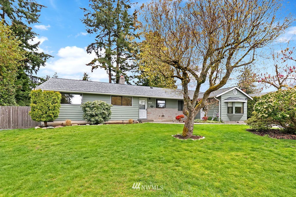 8113 215th Place Southwest Edmonds, WA 98026 - Photo 1 of 18 Gallery Image 1
