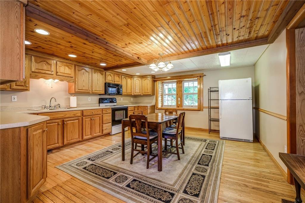 368 Locust Hill Road Cheswick, PA 15024 - Photo 5 of 25 Gallery Image 5