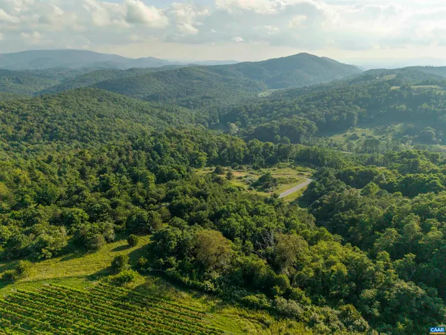 $324,000 | Lot 3 Twelve Rdgs Way, Vesuvius, VA 24483