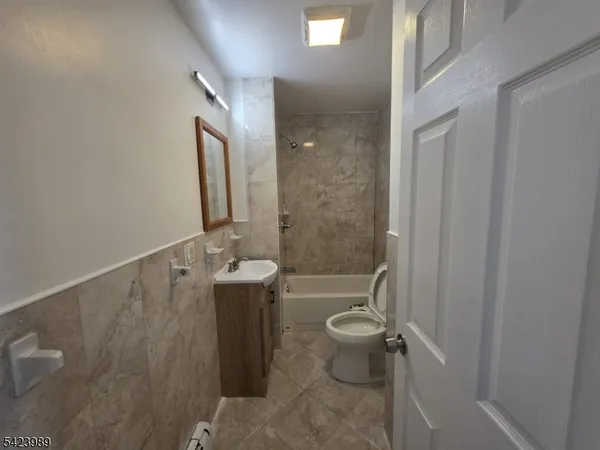 $2,300 | 18 Michigan Avenue, Paterson, NJ 07503