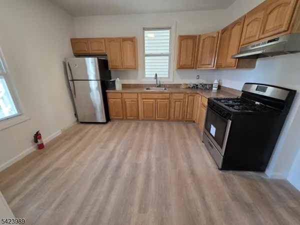$2,300 | 18 Michigan Avenue, Paterson, NJ 07503