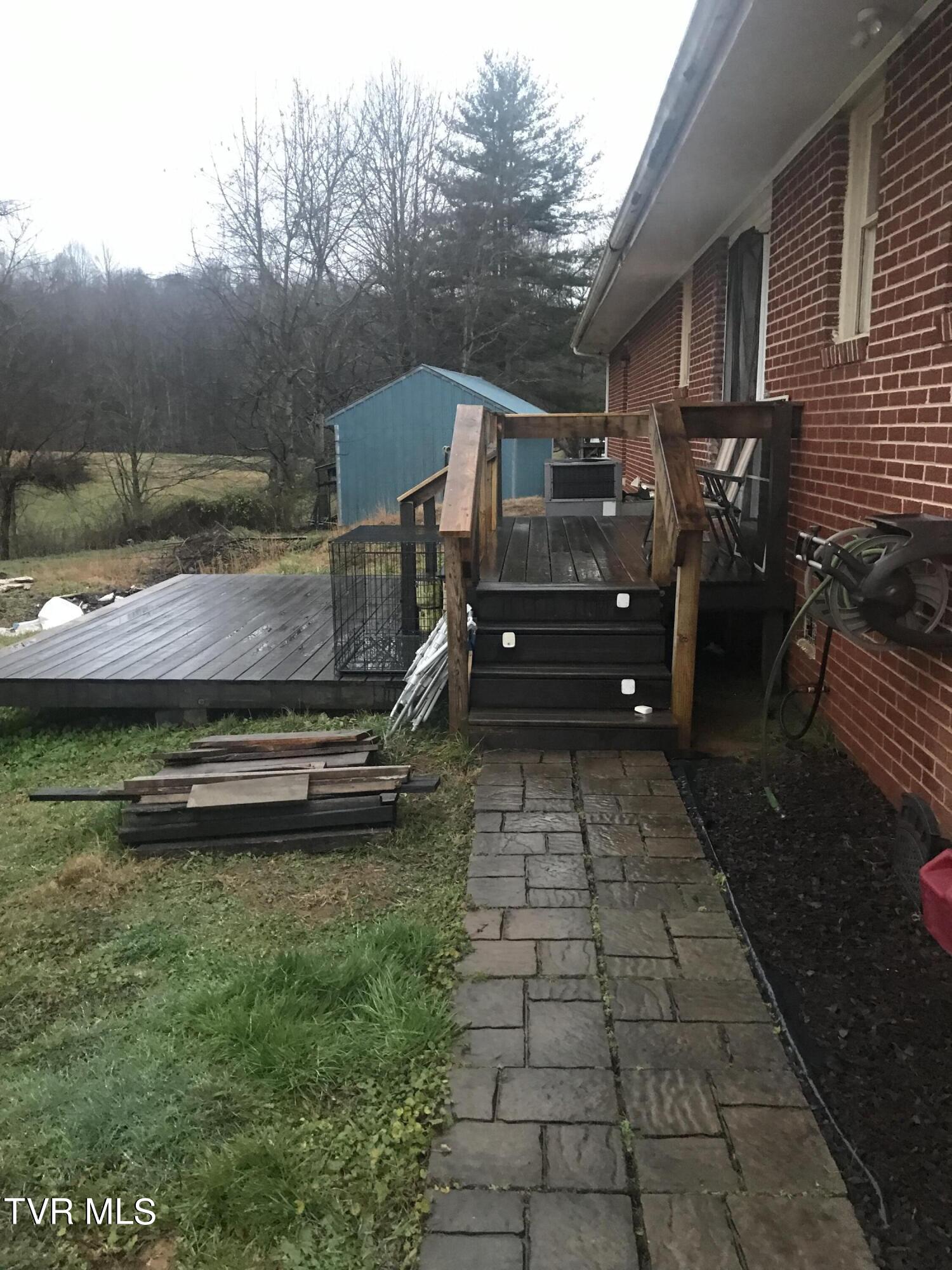 1162 Blue Springs Road Elizabethton, TN 37643 - Photo 25 of 38 LARGE BACK DECK