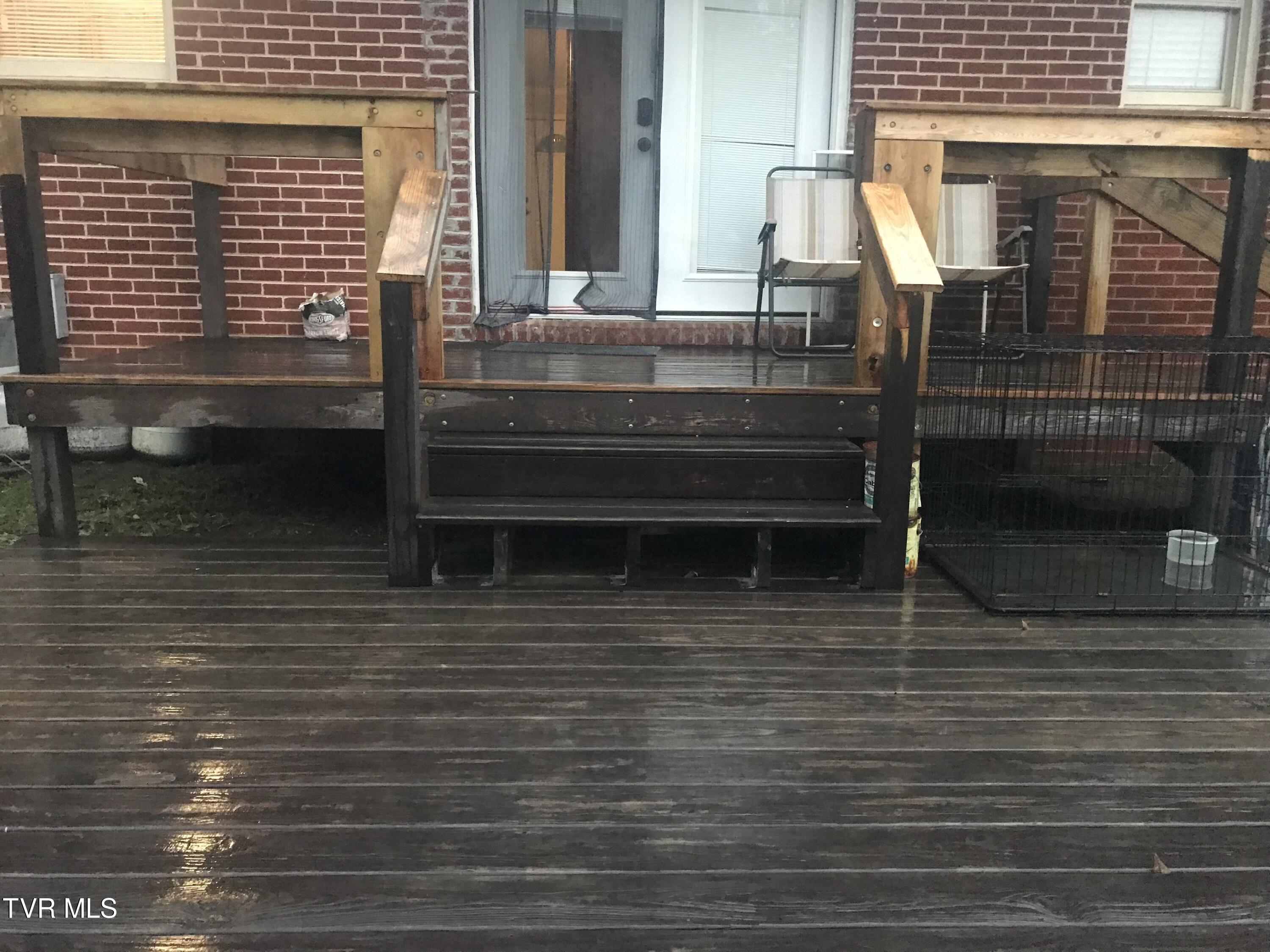 1162 Blue Springs Road Elizabethton, TN 37643 - Photo 28 of 38 2 TIER DECK