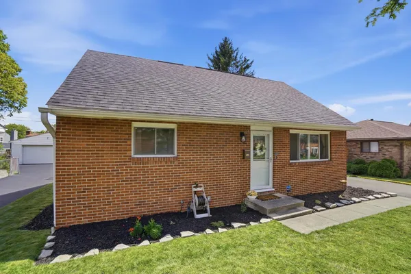 $309,900 | 1041 Loring Road, Columbus, OH 43224