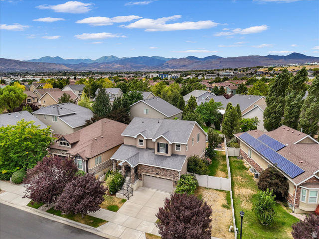 11184 Ropemaker Road South Jordan, UT 84095 - Photo 3 of 35