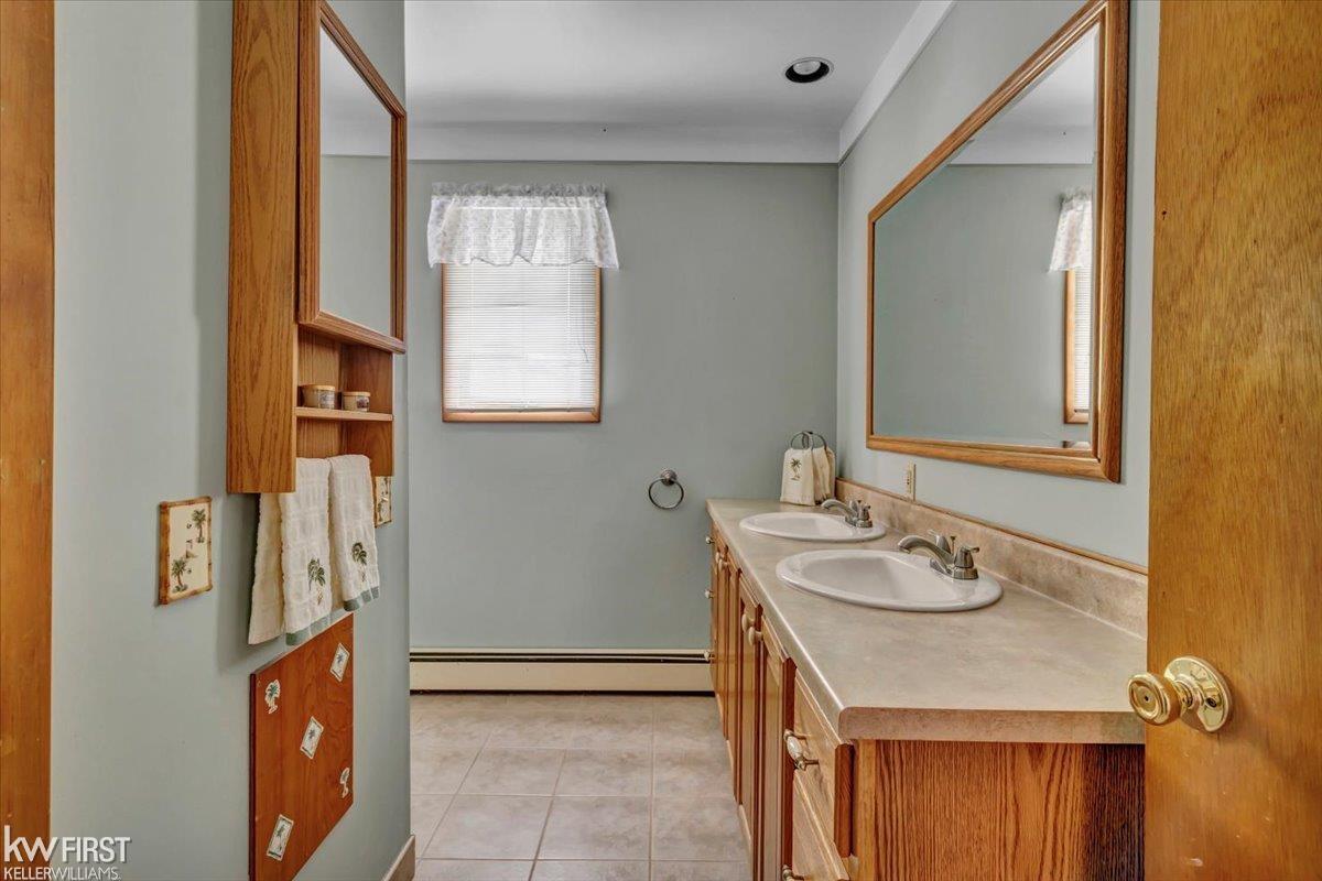 16045 Hough Road Allenton, MI 48002 - Photo 25 of 44