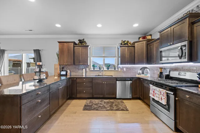 $610,000 | 1425 Valhalla Loop, Selah, WA 98942