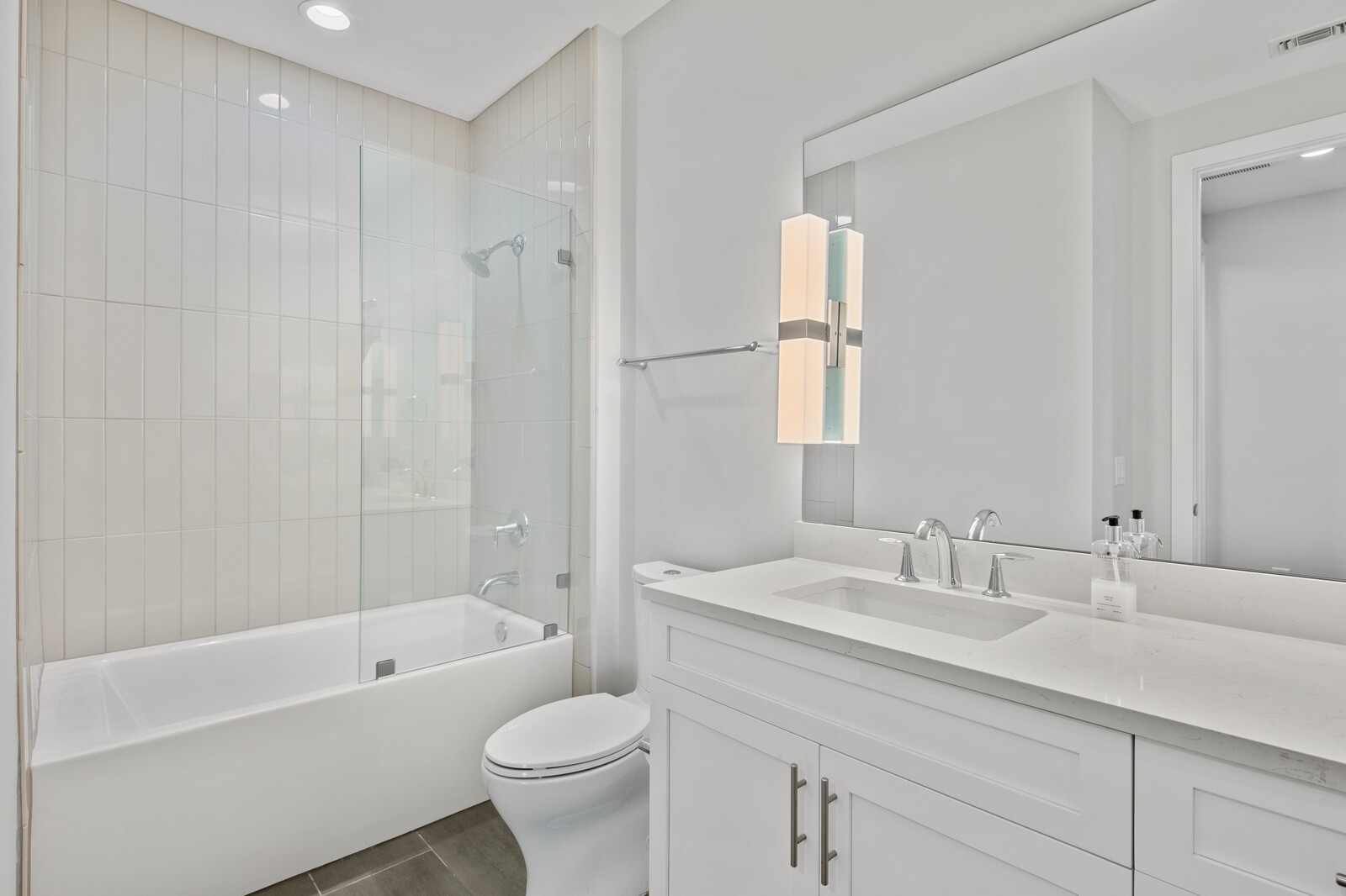 20 Rutledge Street, Unit 406 Nashville, TN 37210 - Photo 23 of 45