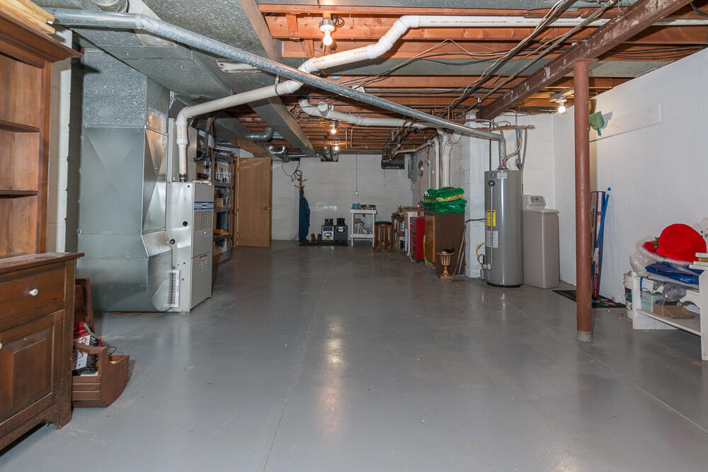 207 Cedar Street Decatur, MI 49045 - Photo 50 of 51 Basementa