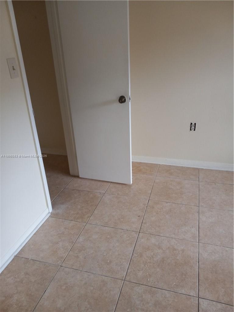 Lakeshore at University Park Miramar, FL 33025 - Photo 9 of 15 a view of an empty room