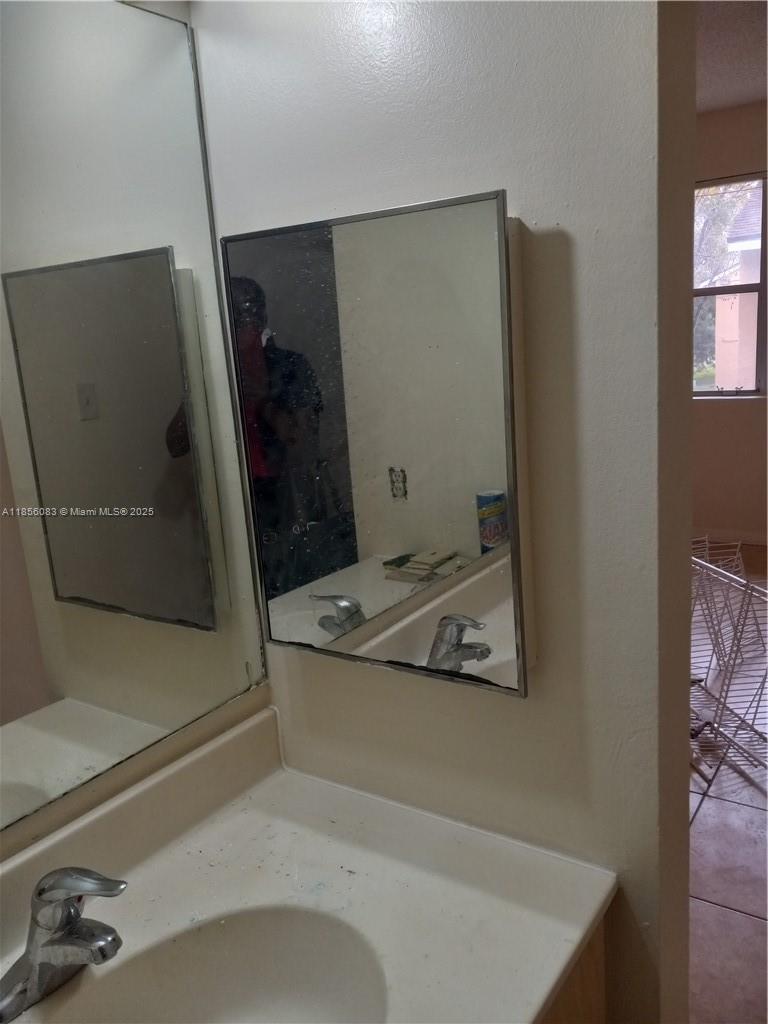 Lakeshore at University Park Miramar, FL 33025 - Photo 10 of 15 a refrigerator freezer sitting inside of a kitchen