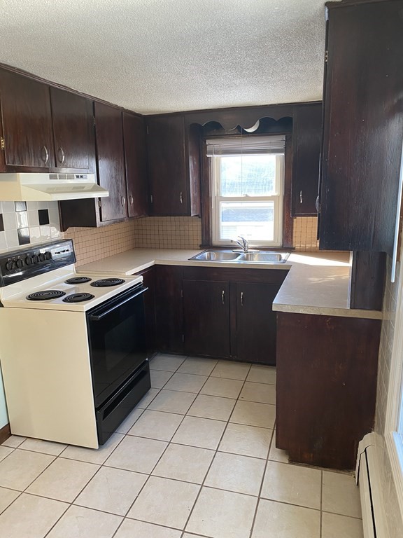 24-26 Beaudry Avenue Springfield, MA 01151 - Photo 11 of 24