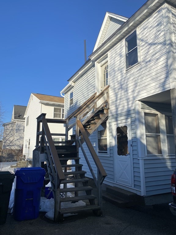 24-26 Beaudry Avenue Springfield, MA 01151 - Photo 3 of 24
