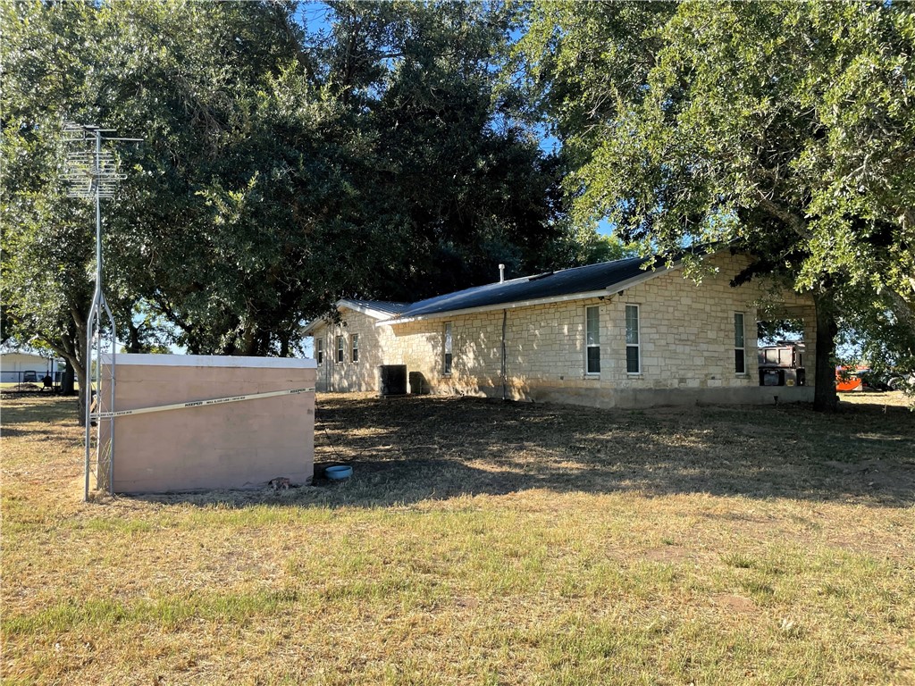 295 Rozell Pass Waco, TX 76705 - Photo 11 of 32