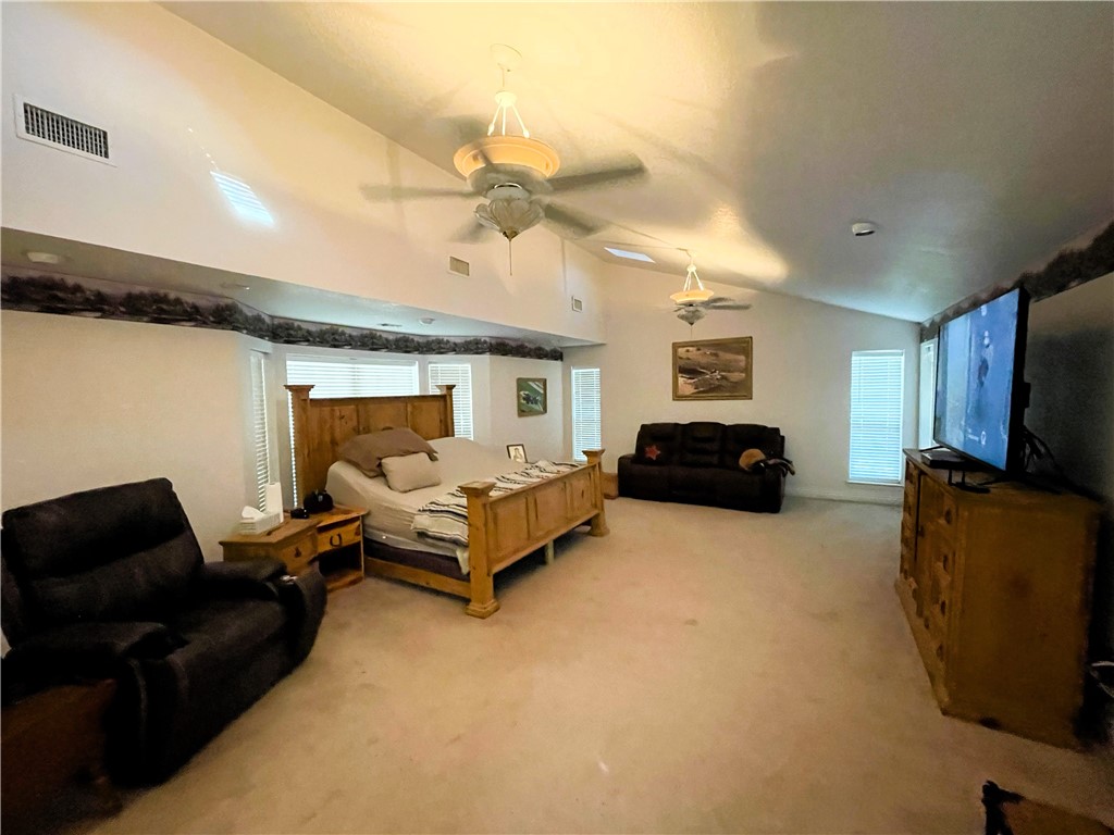 295 Rozell Pass Waco, TX 76705 - Photo 12 of 32