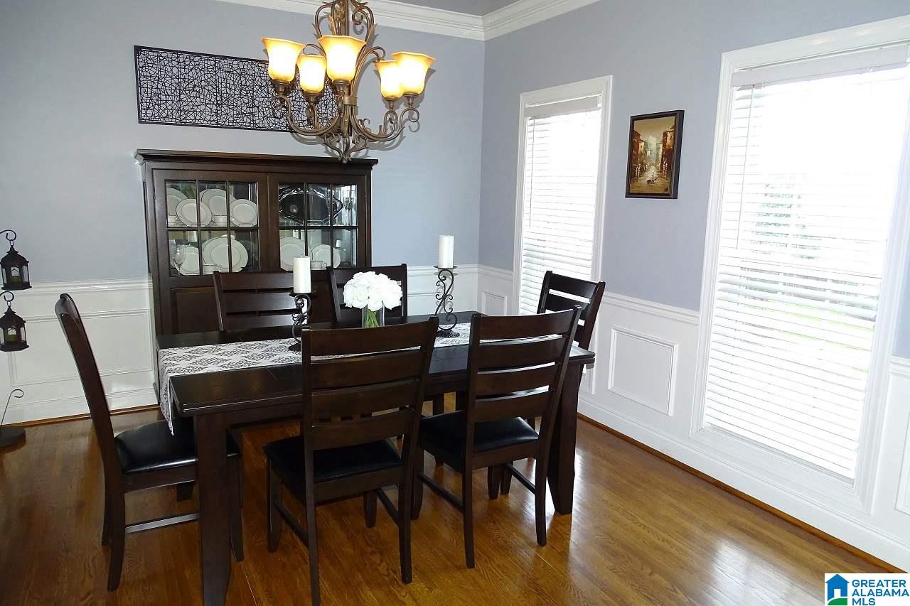 829 Meadow Ridge Lane Birmingham, AL 35242 - Photo 2 of 28