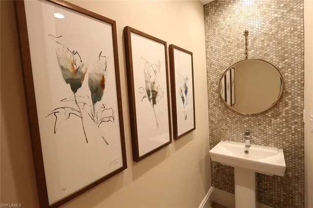 $9,000 | 1135 3rd Avenue South, Unit 517, Naples, FL 34102