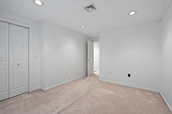 44 Hampshire Road Peabody, MA 01960 - Photo 30 of 40 Gallery Image 30