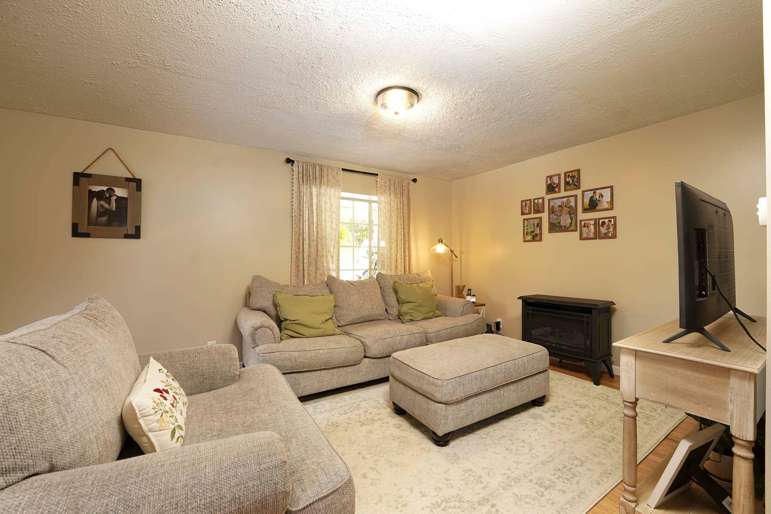 4682 Green Valley Road Huntington, WV 25701 - Photo 14 of 32 Gallery Image 14