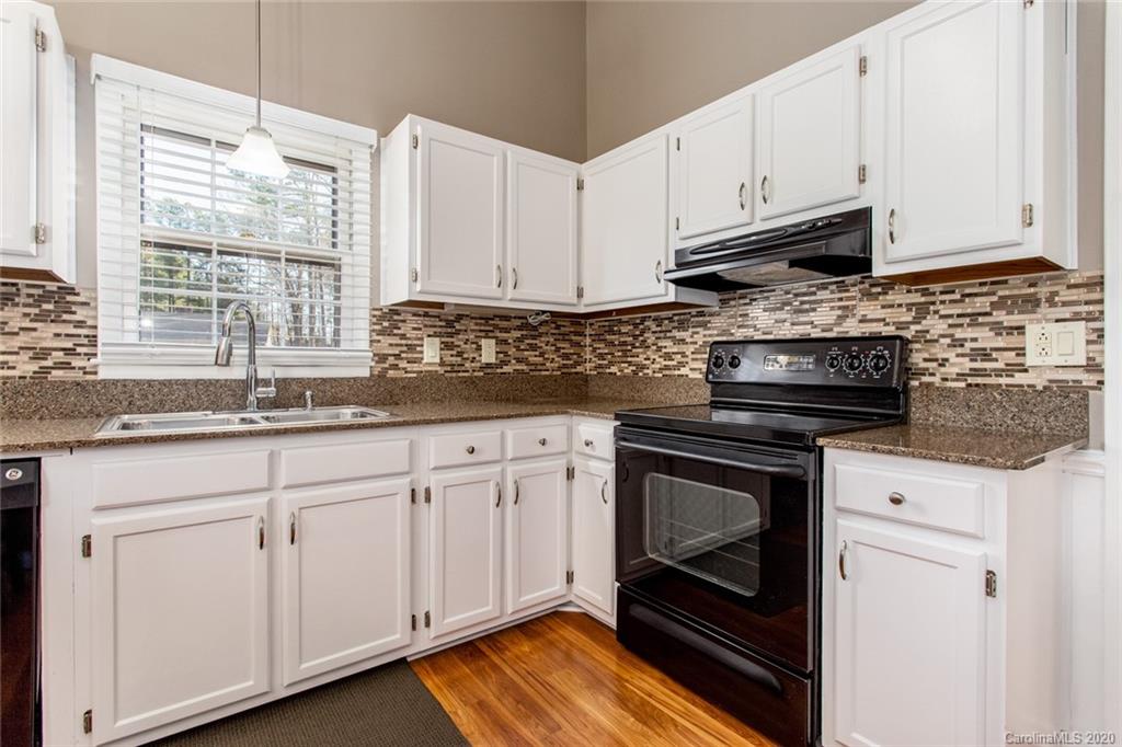 403 Neill Ridge Road Matthews, NC 28105 - Photo 14 of 40