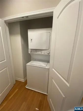 $2,450 | 10 Sampson Street, Saddle Brook, NJ 07663