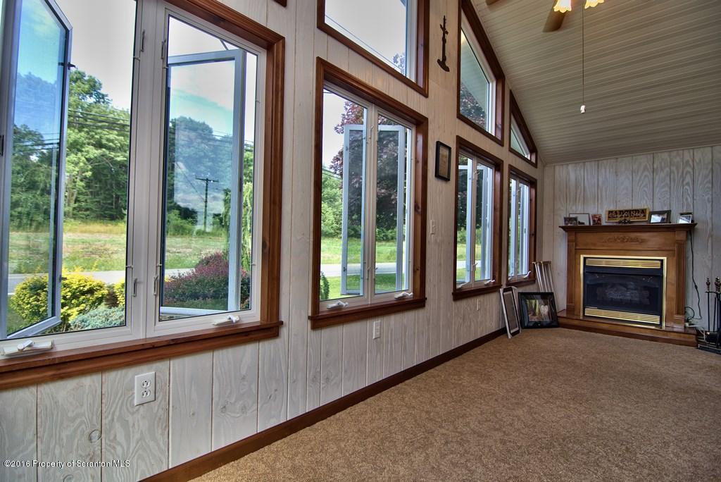 36 Rushbrook Road Jermyn, PA 18433 - Photo 10 of 23 Sunroom View 1