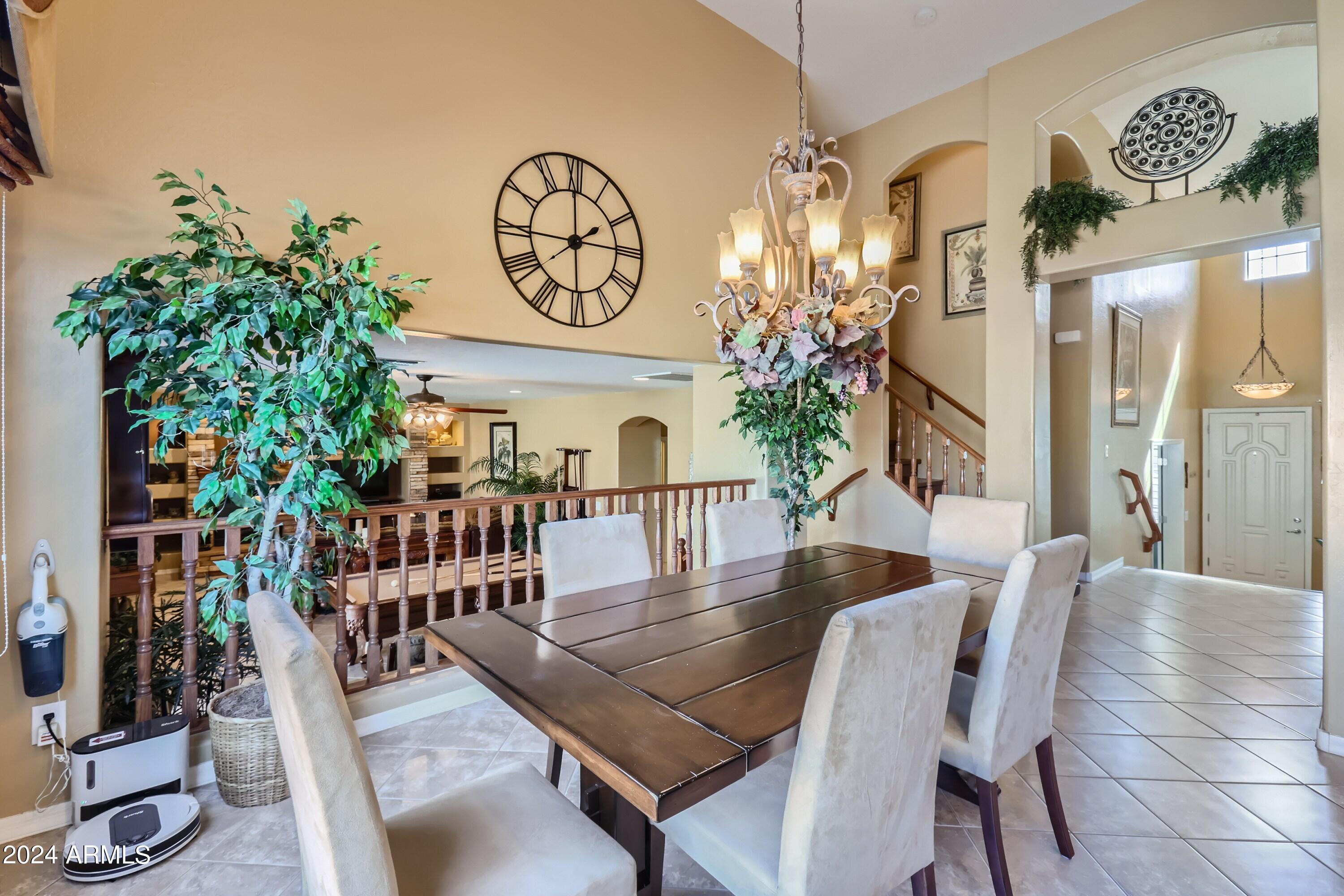 3234 West Rapalo Road Phoenix, AZ 85086 - Photo 17 of 44 Breakfast Area