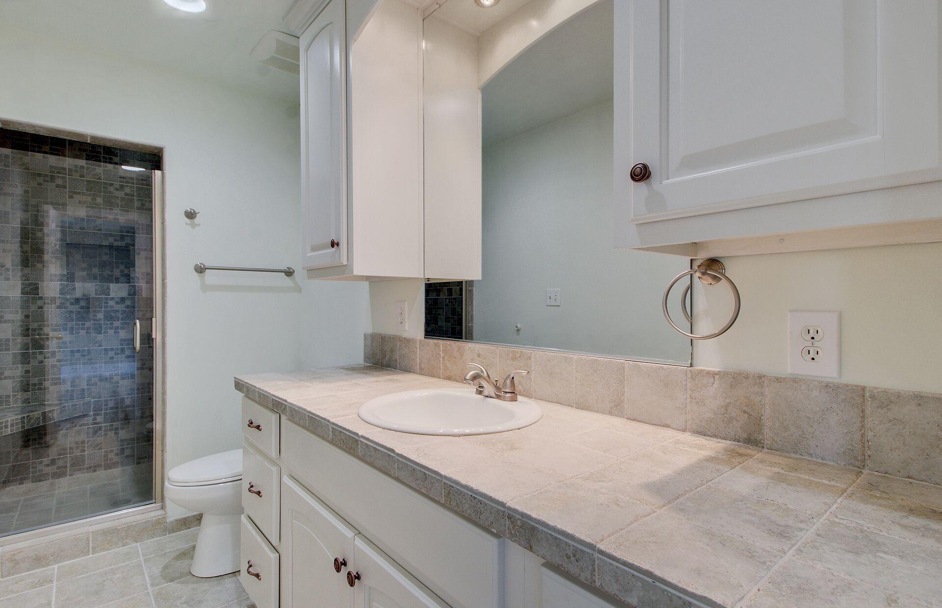 5644 Barbary Coast Road Hollywood, SC 29449 - Photo 55 of 76 UPSTAIRS MASTER BATH