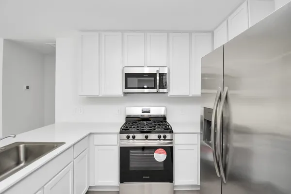 $1,800 | 22760 Hackberry Leaf Drive, New Caney, TX 77357