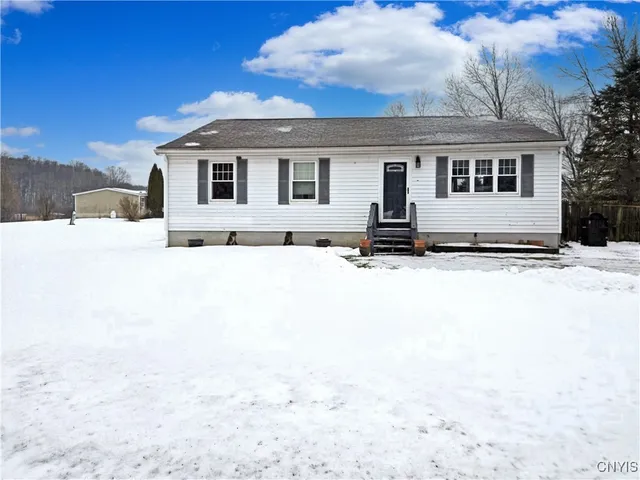 $149,900 | 9246 Oakland Road, Mentz, NY 13166