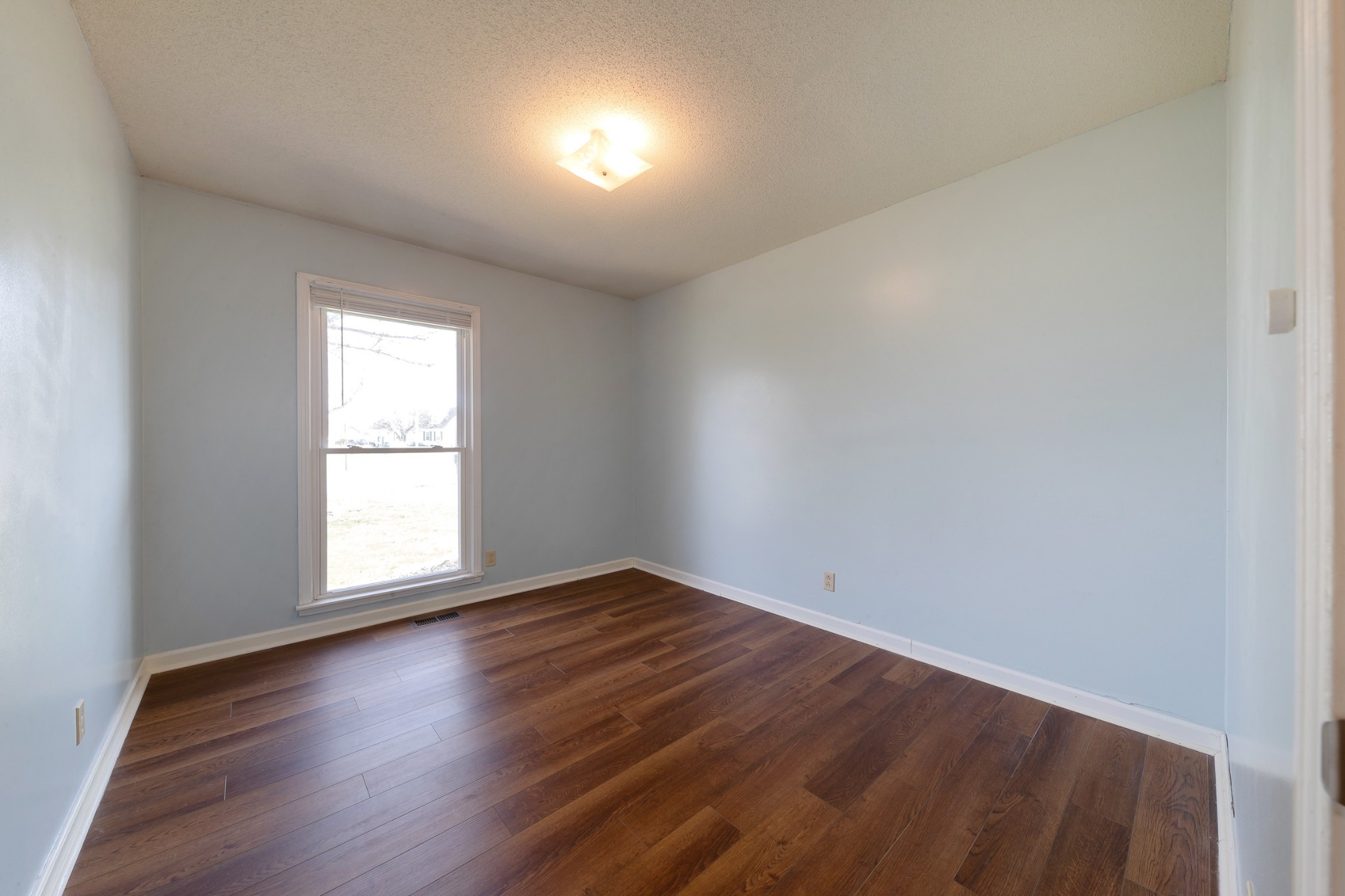 1606 Bevard Road Clarksville, TN 37042 - Photo 9 of 13 Gallery Image 9