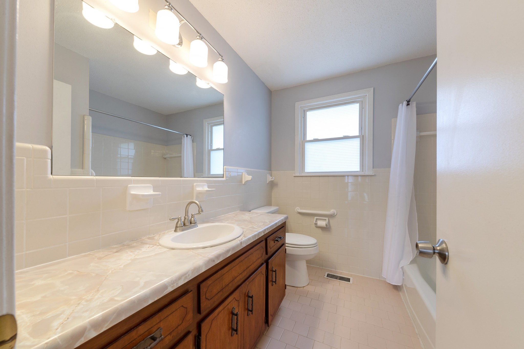 1606 Bevard Road Clarksville, TN 37042 - Photo 10 of 13 Gallery Image 10