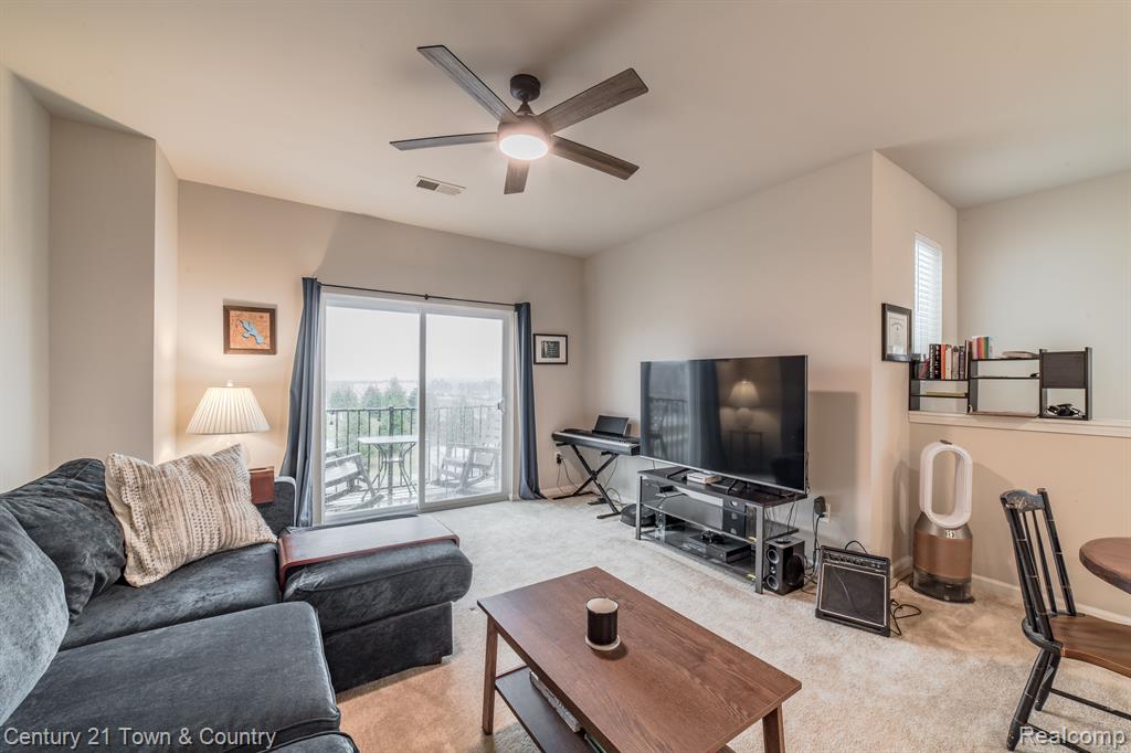 9864 Ridge Run Street, Unit 43 Howell, MI 48855 - Photo 7 of 23