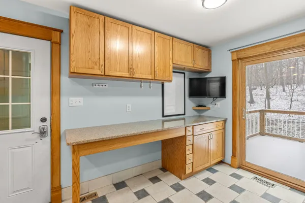 $450,000 | 1070 North 3rd Street, Kalamazoo, MI 49009