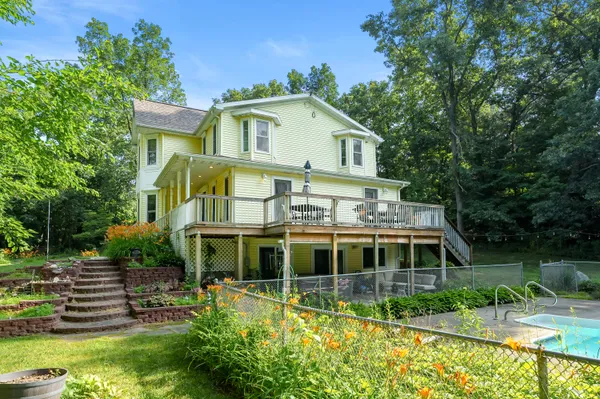 $450,000 | 1070 North 3rd Street, Kalamazoo, MI 49009