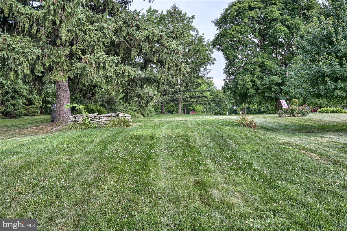 39 North Reamstown Road Reamstown, PA 17567 - Photo 31 of 32 Nice backyard