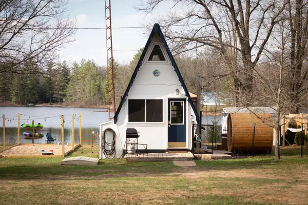 $179,900 | 10800 Wilvan Drive, Bitely, MI 49309